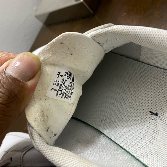 Lacoste White Sneakers with Pink Details - Picture 5 of 6